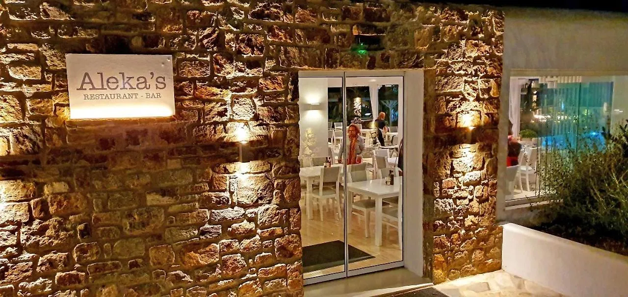 Yiannaki Hotel Ornos
